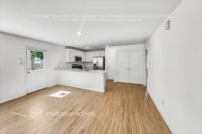 Building Photo - 22352 Sonora River Trce