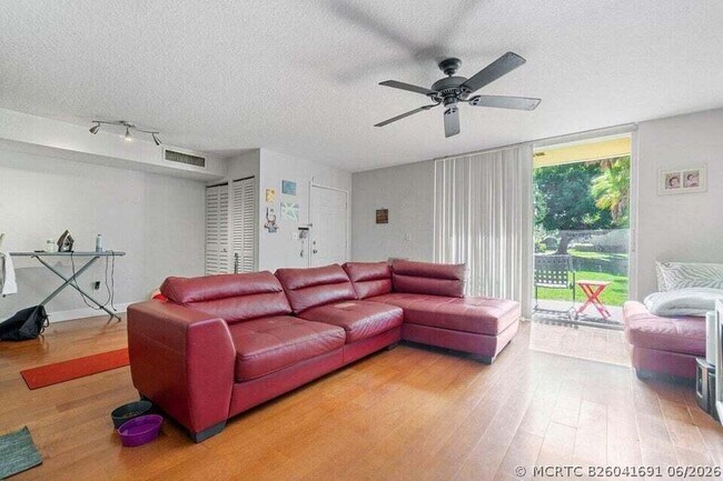 Foto del edificio - 117 Yacht Club Way