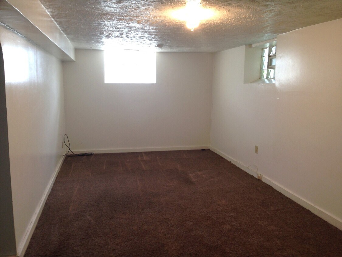 Foto principal - 465 Grace Ave