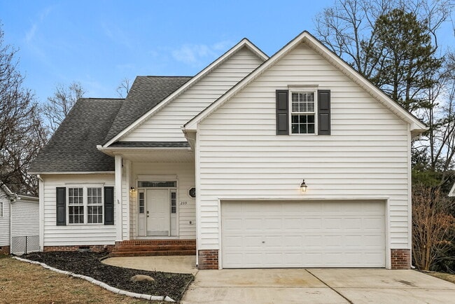 Building Photo - 209 Walnut Creek Dr