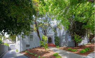 Building Photo - 1862 Arch St