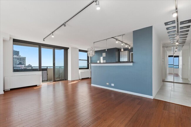 Foto del edificio - 5701 N Sheridan Rd