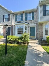 Building Photo - 446 E Parkside Cir