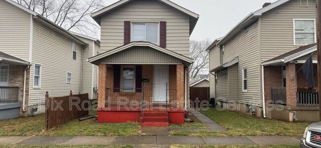 Photo - 2213 Queen Ave House