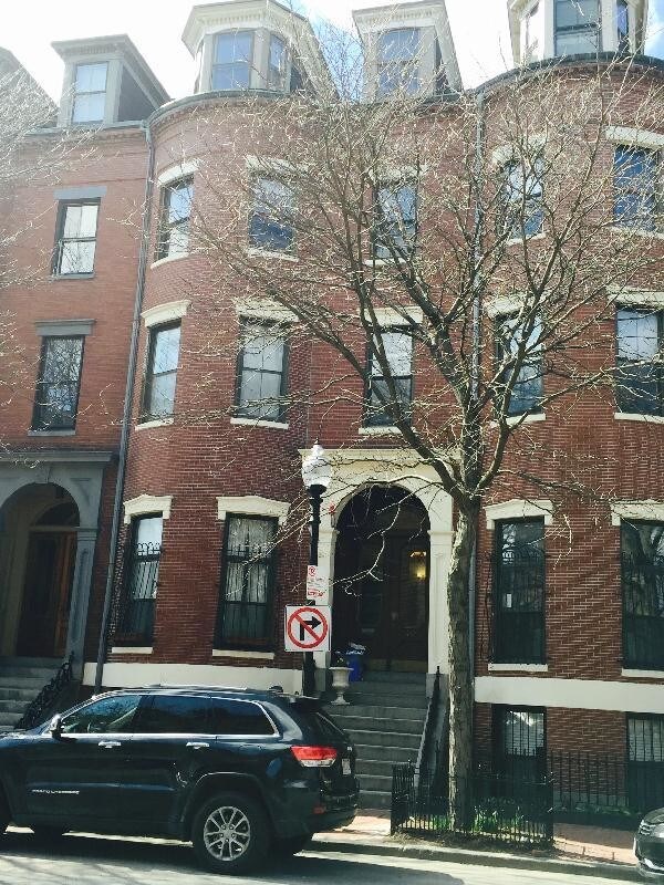 Primary Photo - 447 Shawmut Ave