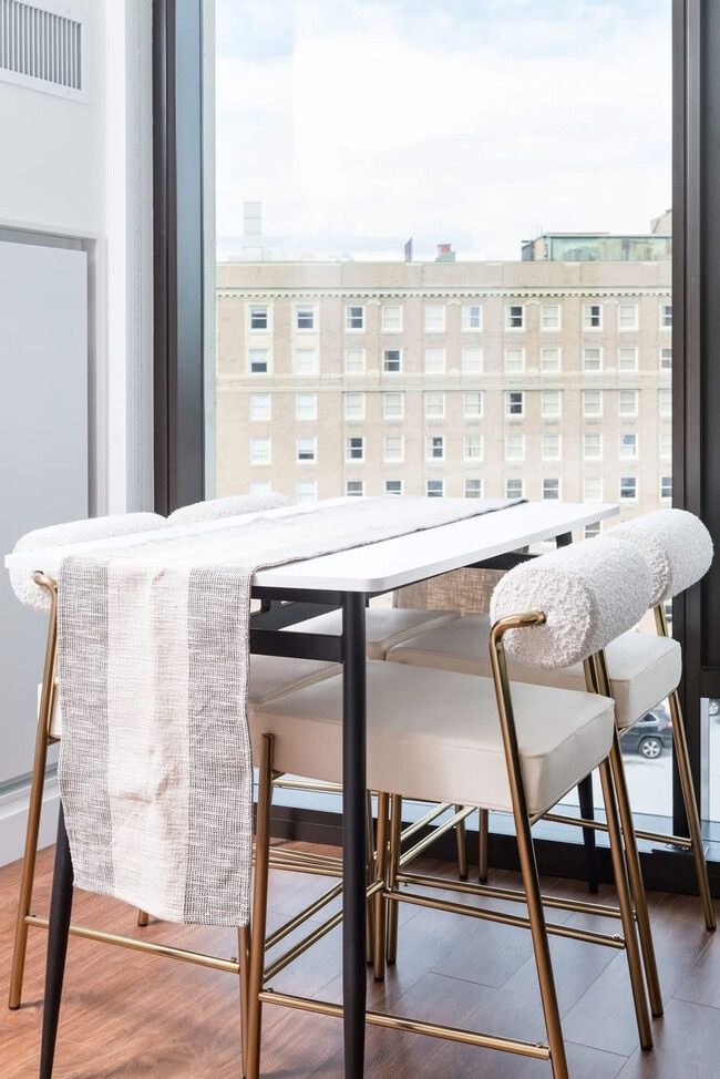 Foto del edificio - 212 Stuart St