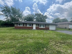 Building Photo - 440 W Wenger Rd
