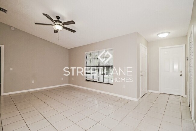 Foto del edificio - Charming 3 Bedroom in Apopka!