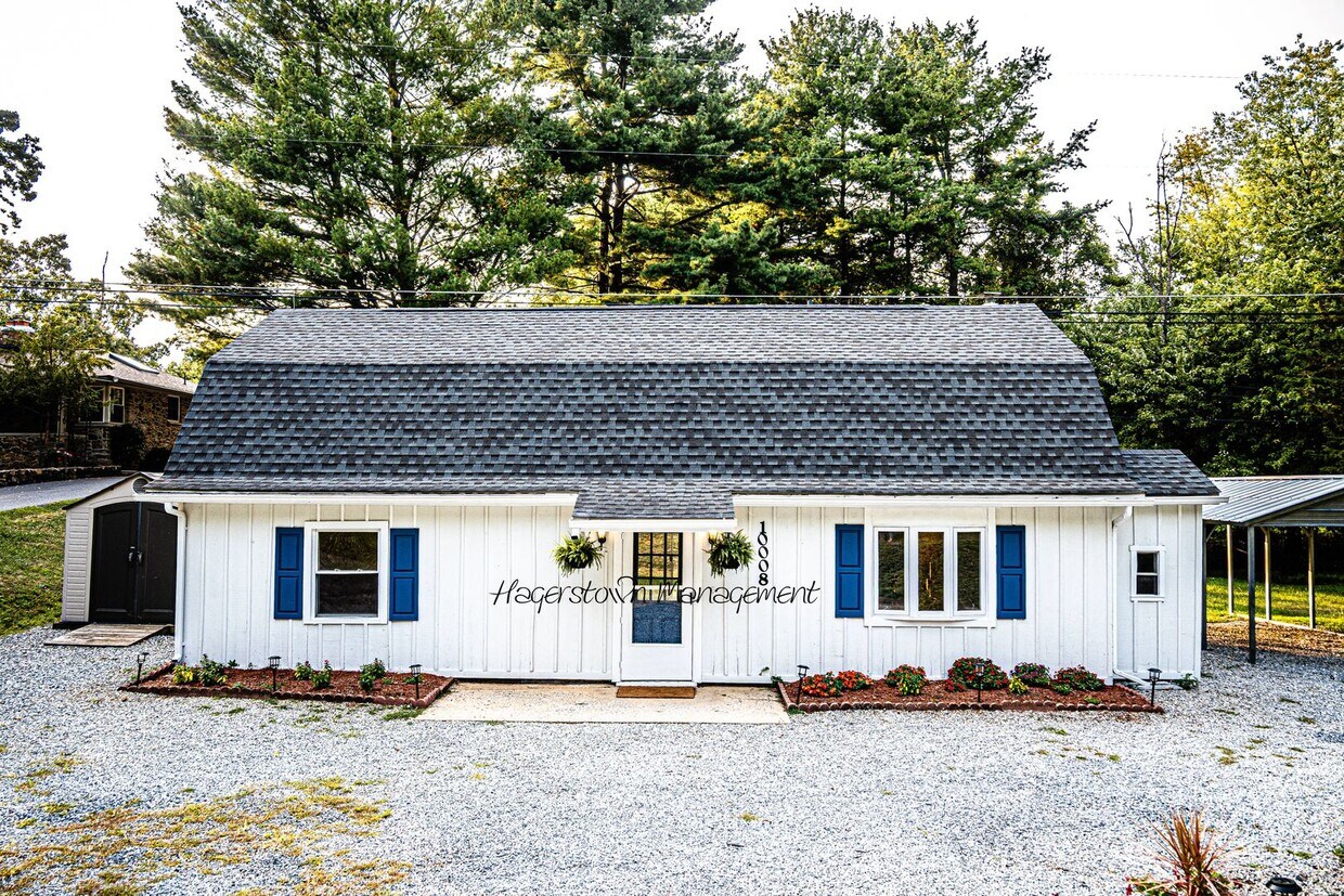 Primary Photo - 3 BR Single Family Home In Country Setting