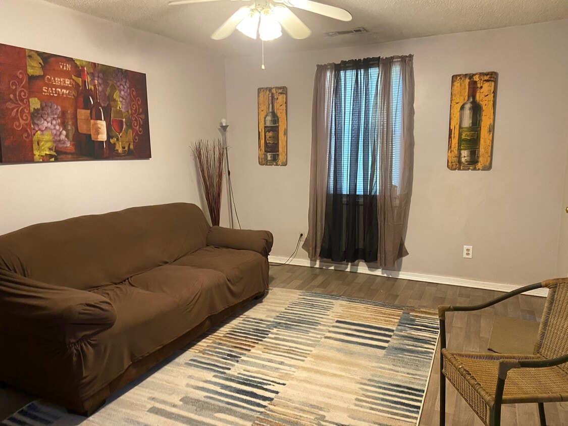 1020 Goff Ave Unit 3 S, Orangeburg, SC 29115 Apartments in Orangeburg