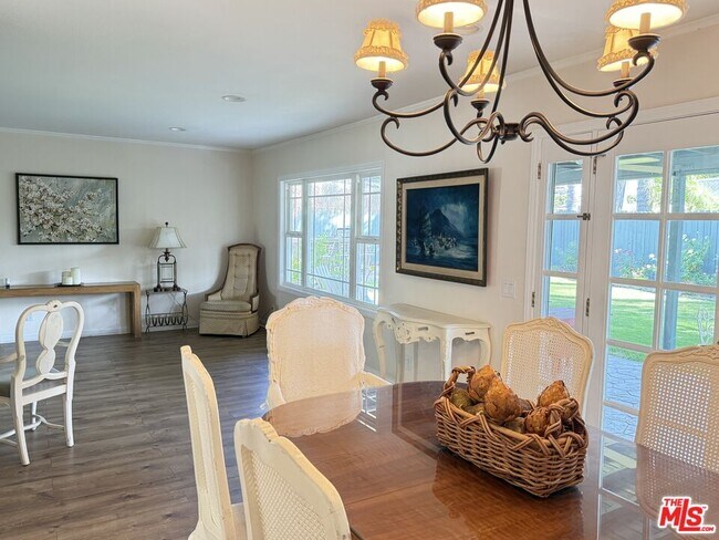 Foto del edificio - 30556 Rainbow View Dr