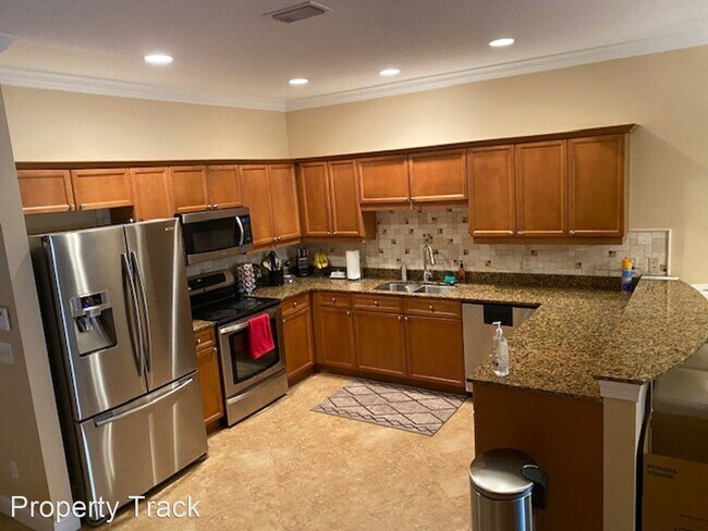 Building Photo - 3 br, 2.5 bath House - 420 Barcelona Dr