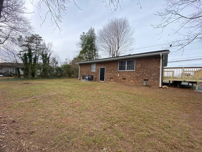 Building Photo - 1224 Tucker St