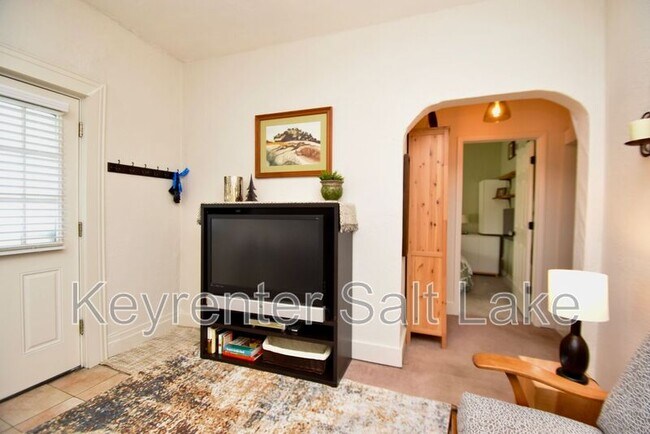 Foto del edificio - 140 Lucy Ave
