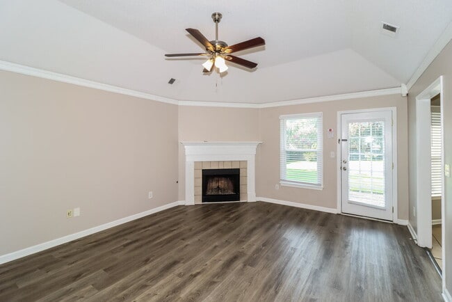 Foto del edificio - 2575 Country Glade Cove S