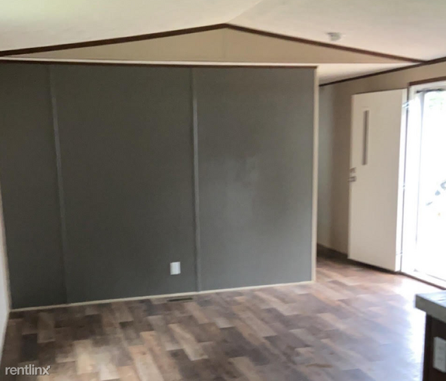 Building Photo - 3 br, 2 bath Mobile Home - 19 Spark Ln