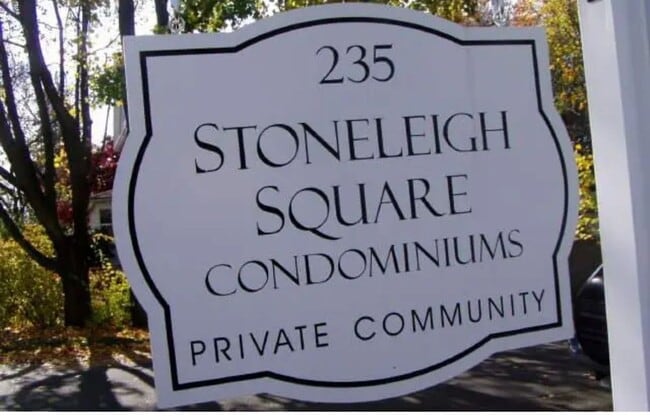 Building Photo - 235 Henry Ave