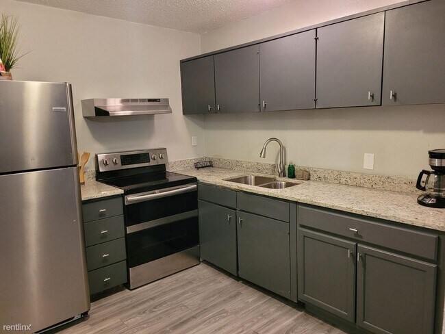 Foto del edificio - 6400 Edgemere Blvd