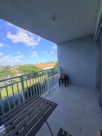9375 Fontainebleau Blvd