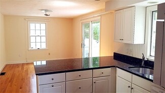 Building Photo - 8 Baker Ave