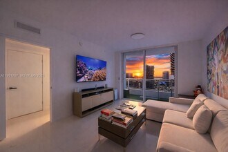 Building Photo - 1080 Brickell Ave