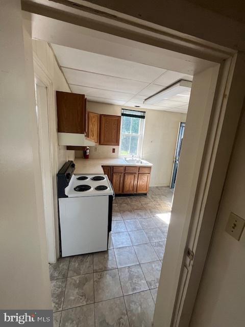 Foto del edificio - 145 E Main St