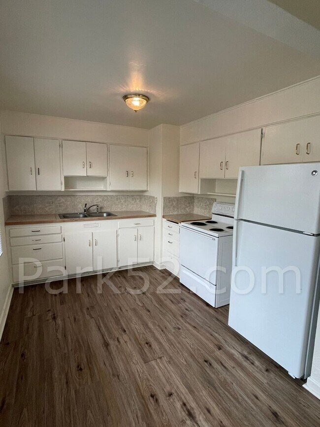 Foto del edificio - 9133 Veterans Dr SW