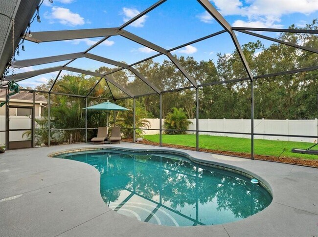 Building Photo - 1602 Pinyon Pine Dr