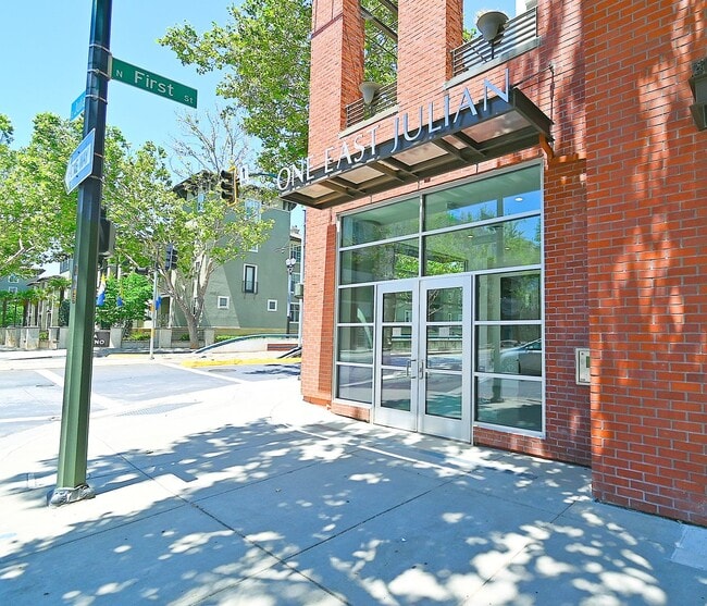 Building Photo - COMING SOON $2,650- CUTEST CONDO IN DOWNTO...