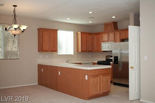 Foto del edificio - Southwest Area, Gated. 2 Story 3bd,2.5ba,2...