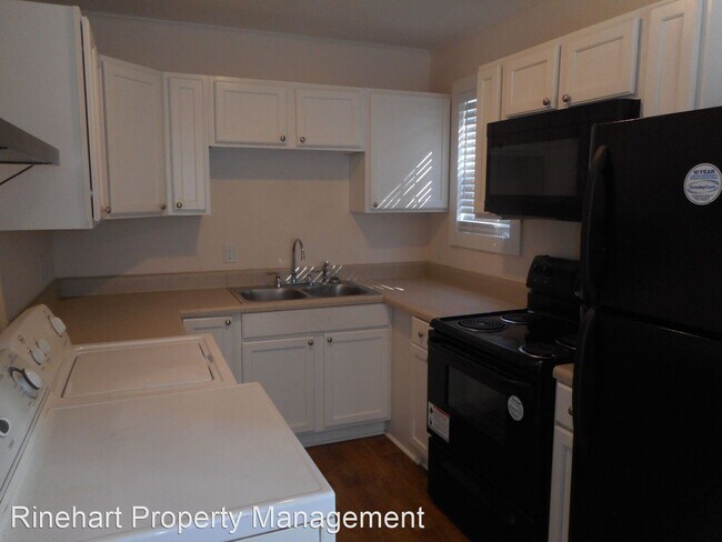 Building Photo - 3 br, 1 bath House - 1134 McDow Drive