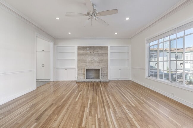 Building Photo - 9756 W Olympic Blvd