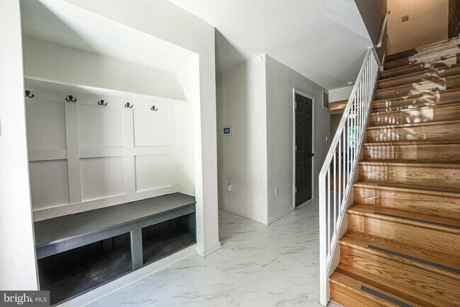 Foto del edificio - 4908 Sauquoit Ln