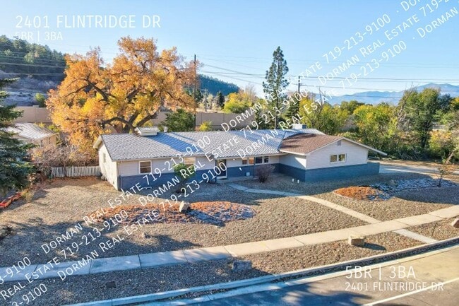 Photo - 2401 FLINTRIDGE DR- House