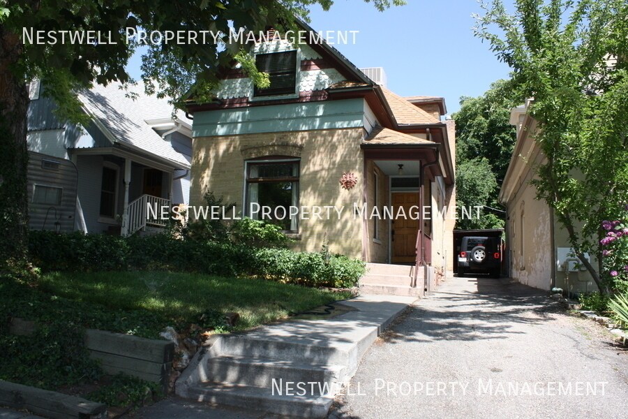 Primary Photo - 210 I St