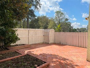 Building Photo - 12315 Glenview Dr