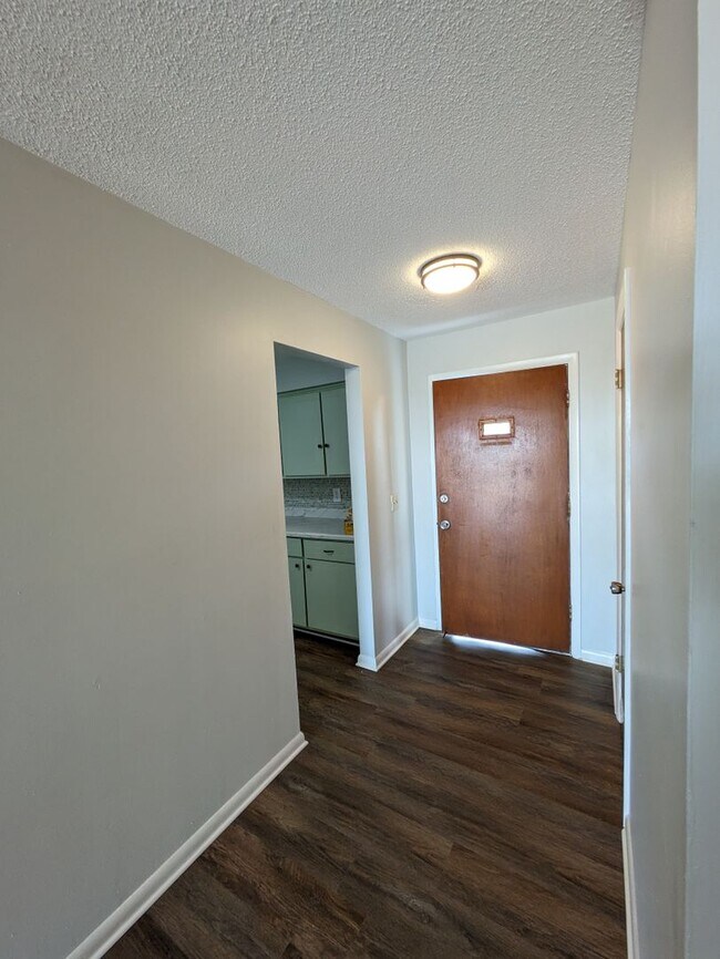 Foto del edificio - Imperial Estates Rental