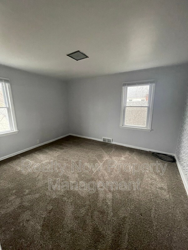 3837 Bushnell Rd, University Heights, OH 44118 House Rental in