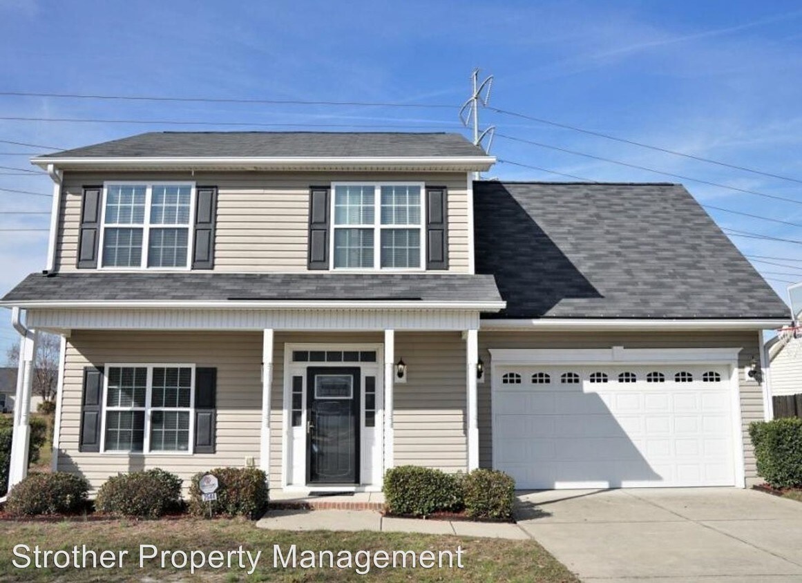 2544 Camp Lejeune Ct, Hope Mills, NC 28348 House Rental in Hope Mills