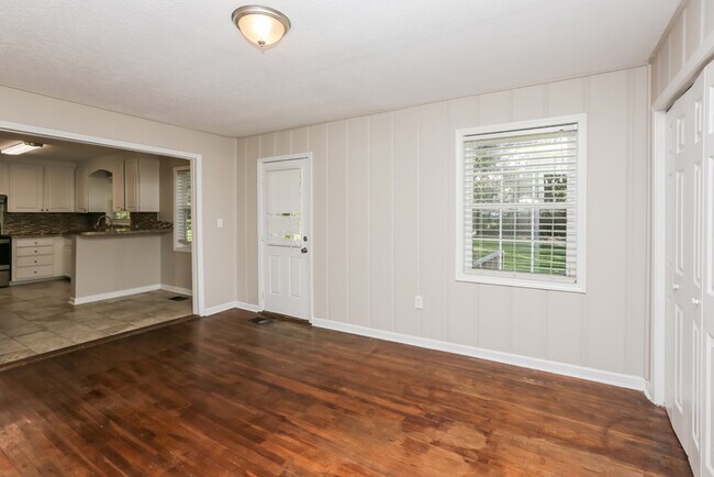 Building Photo - Beautiful 3-Bedroom Home in Pearl, MS
