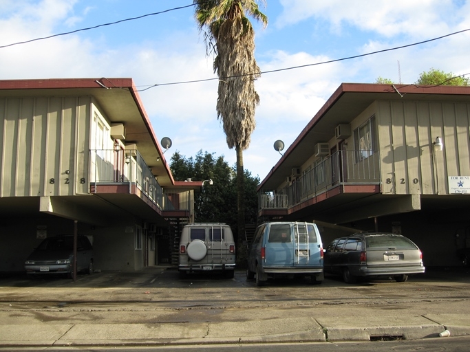 Building Photo - Park Street Apartments