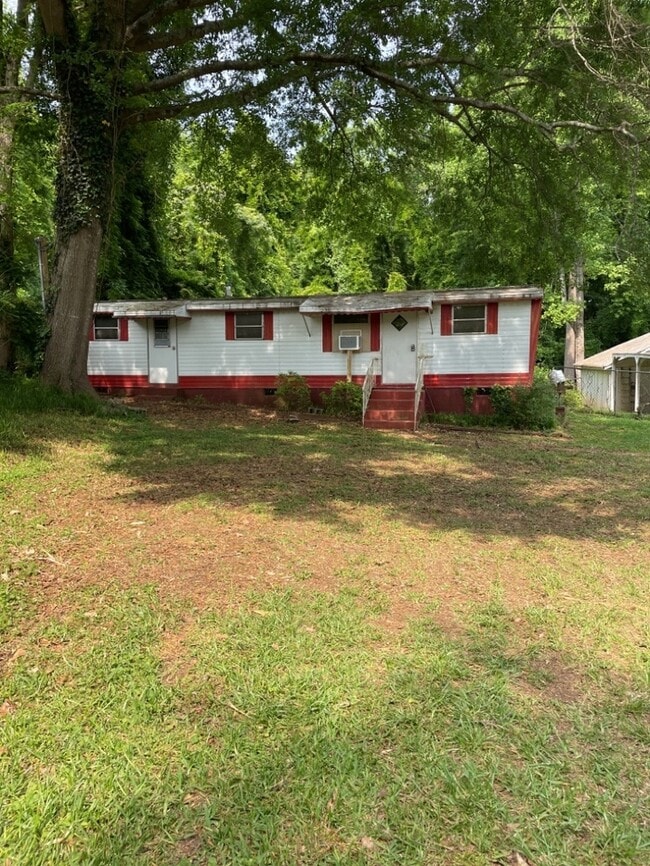 Building Photo - Mobile Home in Greenville