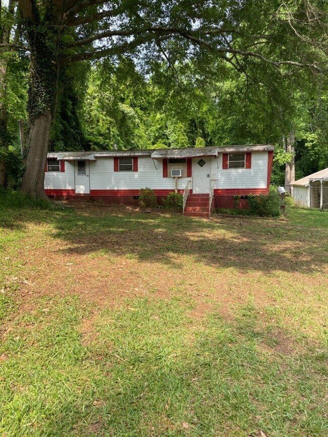 Foto del edificio - Mobile Home in Greenville