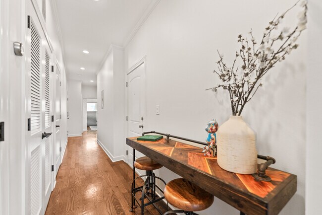 Foto del edificio - 840 W Erie St