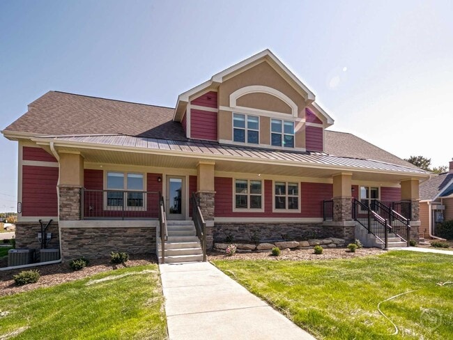 Building Photo - 2317 Parmenter St