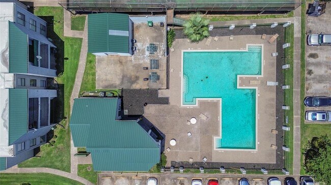 Foto del edificio - 2820 S Bartell Dr