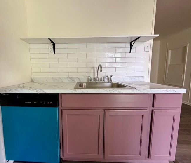 Foto del edificio - 705 N 9th St