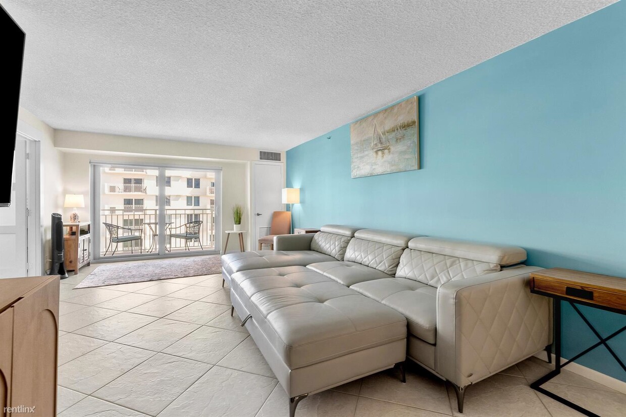 Foto principal - 2 br, 2 bath Condo - 3301 S Ocean Blvd Apt...