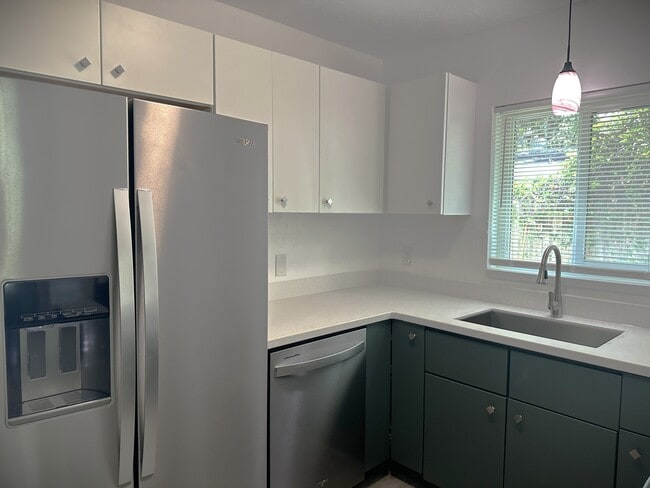 Foto del edificio - 2275 Hawthorne St