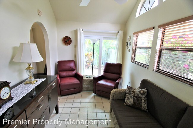 Building Photo - 2 br, 2 bath House - 1323 Solana Road